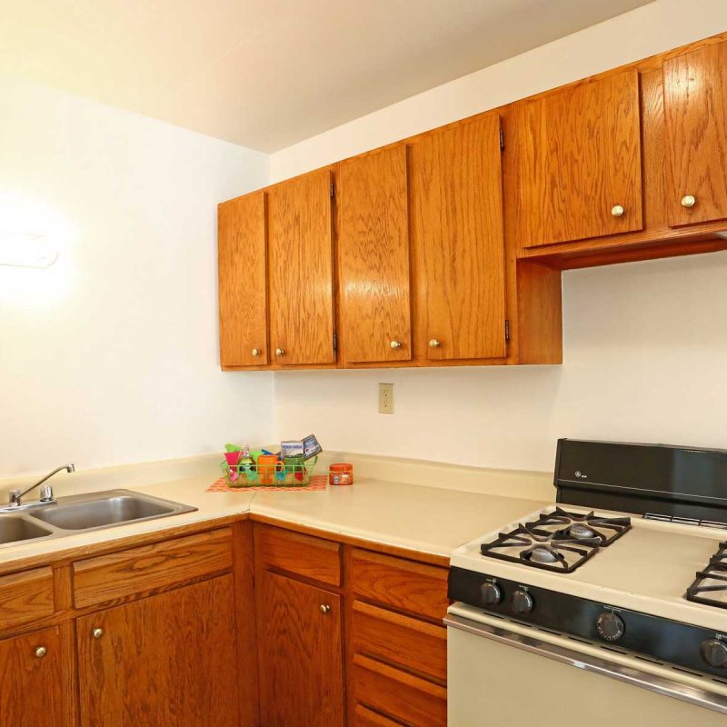 transmountain---free-utilities-el-paso-tx-two-bedroom-kitchen-2